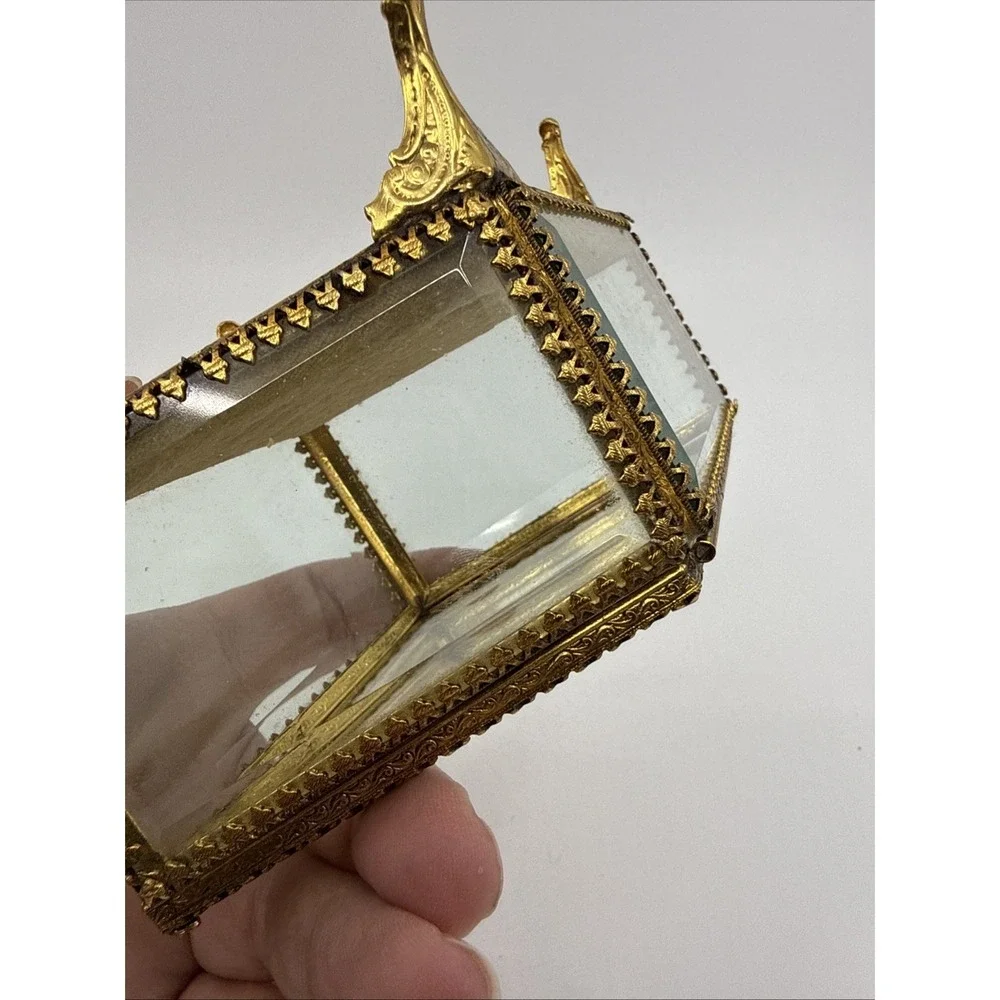 Vtg StyleBuilt Jewelry Box With Beveled Glass Diamond Shape‎ Pedestal